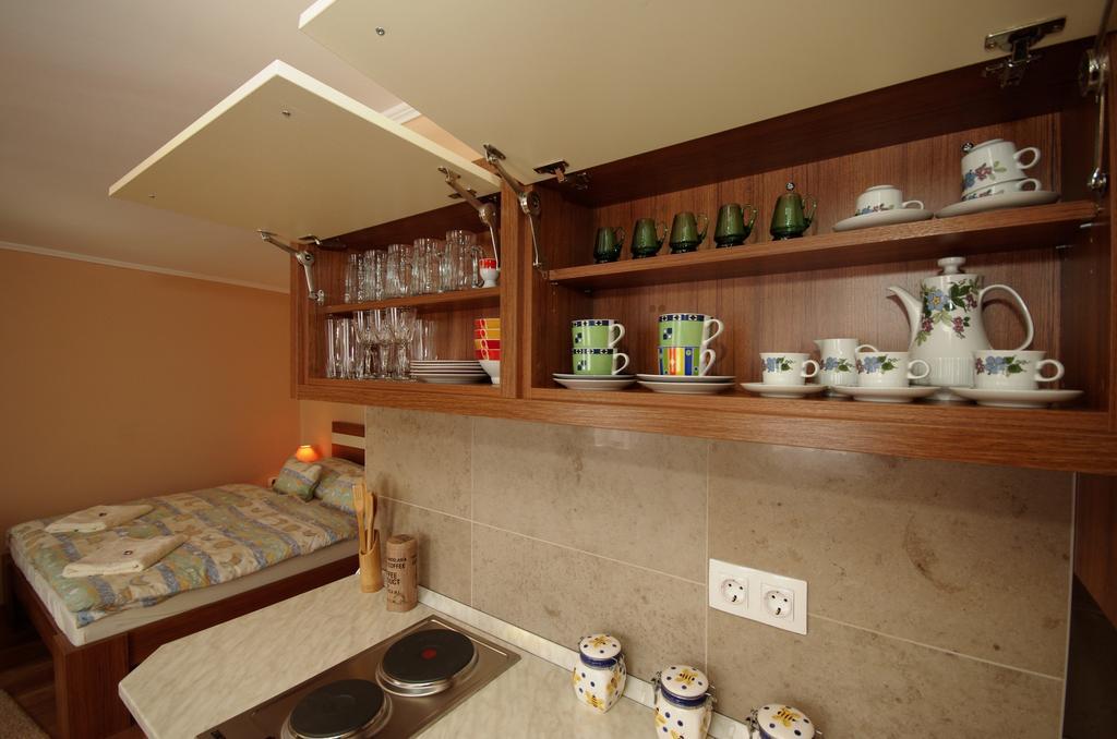Gyulai Brill Apartman Exterior foto
